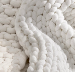 SuperLoop Throw Blanket - White