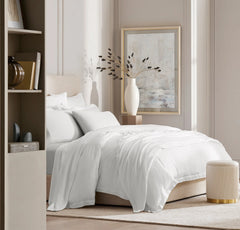 Lightweight Bed Blanket - White