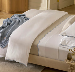 Signature Embellished Sheet Set - White/Hydrangea Curved Edge