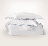 Signature Embellished Duvet Set - White/Hydrangea Curved Edge