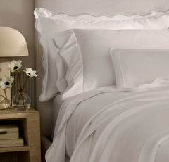 Signature Embellished Sheet Set - White/Mist Curved Edge