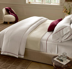 Signature Embellished Sheet Set - White/Holly Embroidered