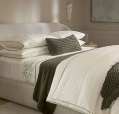 Signature Embellished Sheet Set - Cream/Olivine Etched Peony Piped Edge