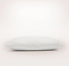 Signature Textured Stitch Quilted Sham - White