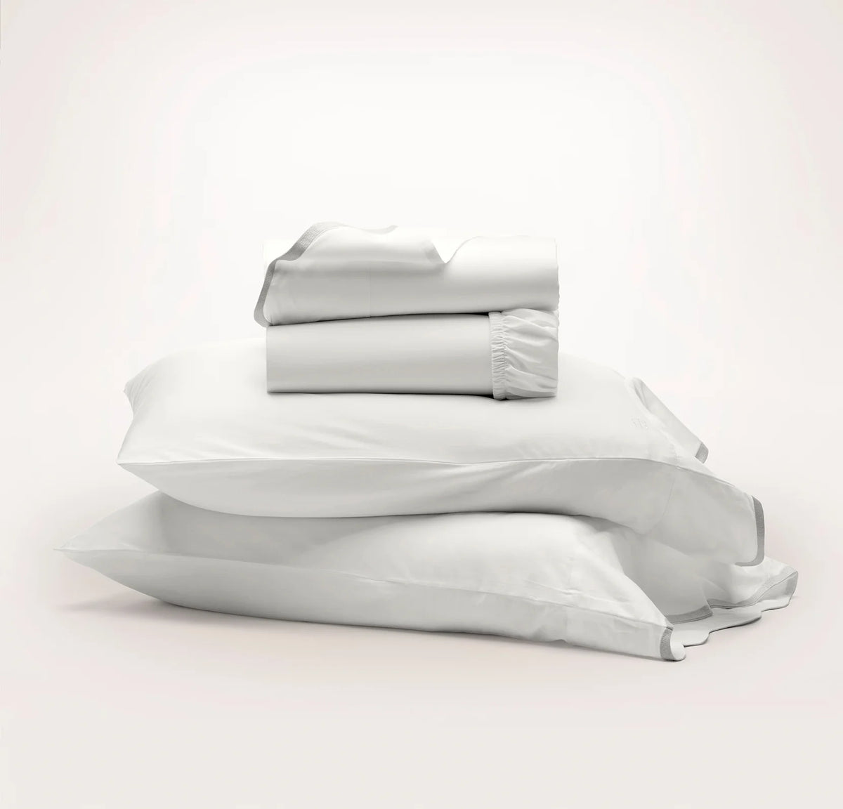 Signature Embellished Sheet Set - White/Mist Curved Edge