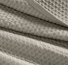 Signature Textured Stitch Quilt - Pewter
