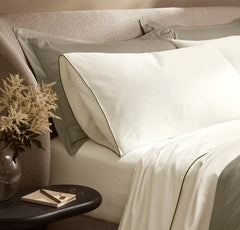 Signature Embellished Sheet Set - Cream/Olivine Piped Edge
