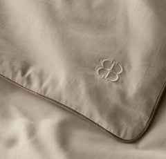 Signature Embellished Duvet Set - Oak/Walnut Piped Edge