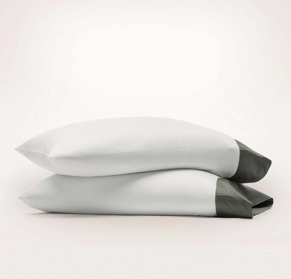 Signature Embellished Pillowcase Set - White/Juniper Colorblock