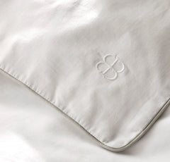 Signature Embellished Duvet Set - White/Pewter Piped Edge