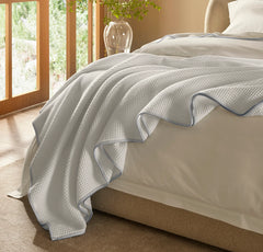 Waffle Bed Blanket - White/Hydrangea Whipstitch