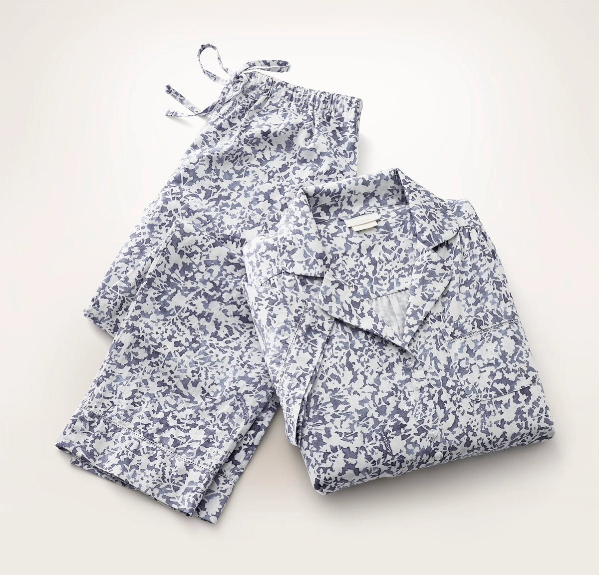 Signature Short Sleeve & Pants Pajama Set - Bay Garden