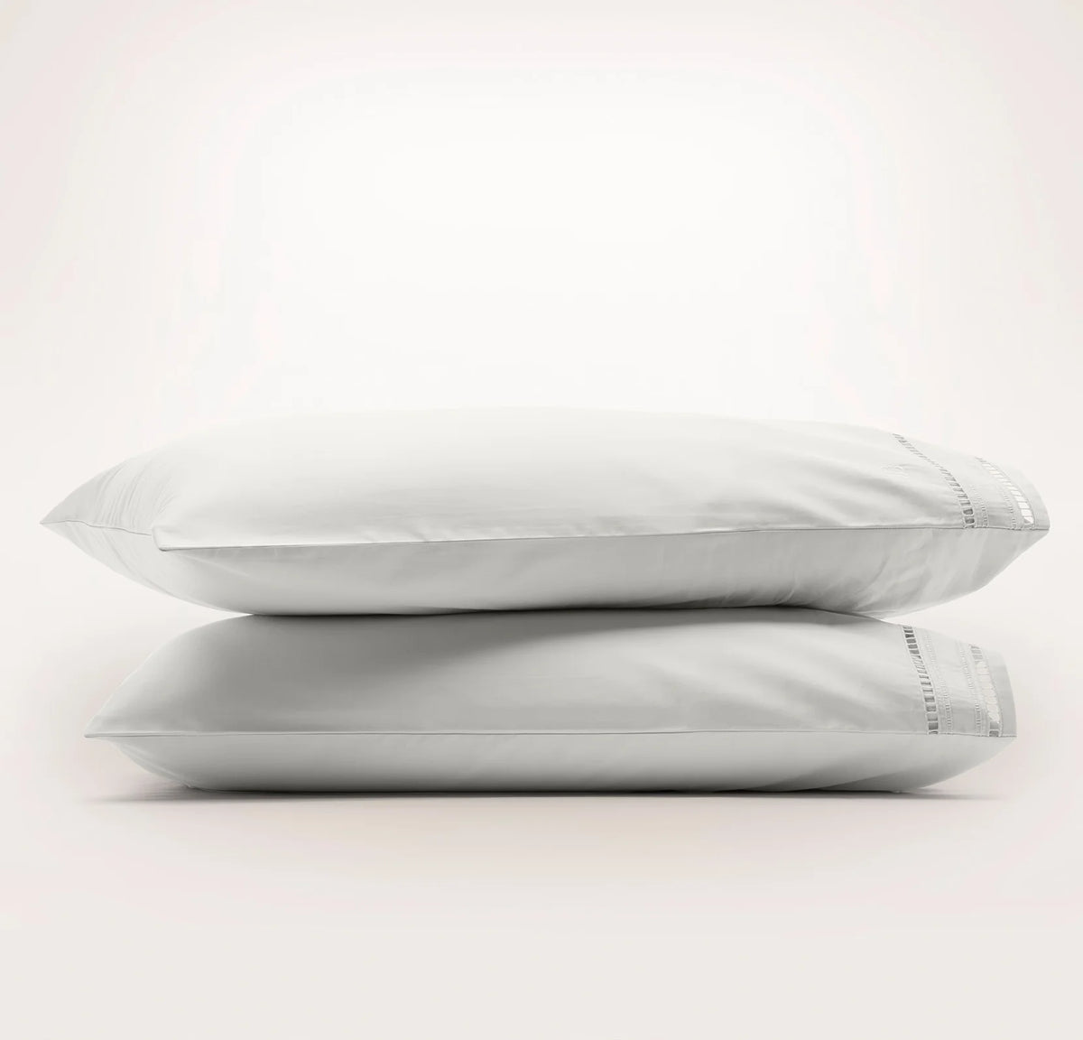 Signature Embellished Pillowcase Set - Mist/Mist Ladder Stitch