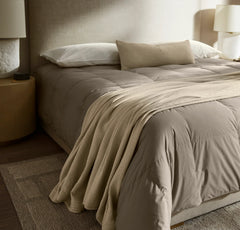 Percale Quilted Down Alternative Comforter - Oak