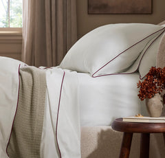 Signature Embellished Pillowcase Set - White/Holly Piped Edge