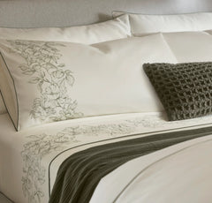 Signature Embellished Sheet Set - Cream/Olivine Etched Peony Piped Edge